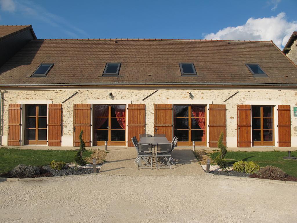 Au Domelia Provinois Hotel Cerneux Exterior photo